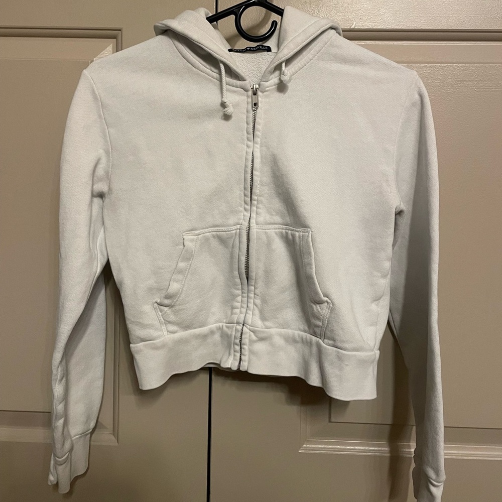 Brandy Melville White Cropped Zip-Up Hoodie, Size Small